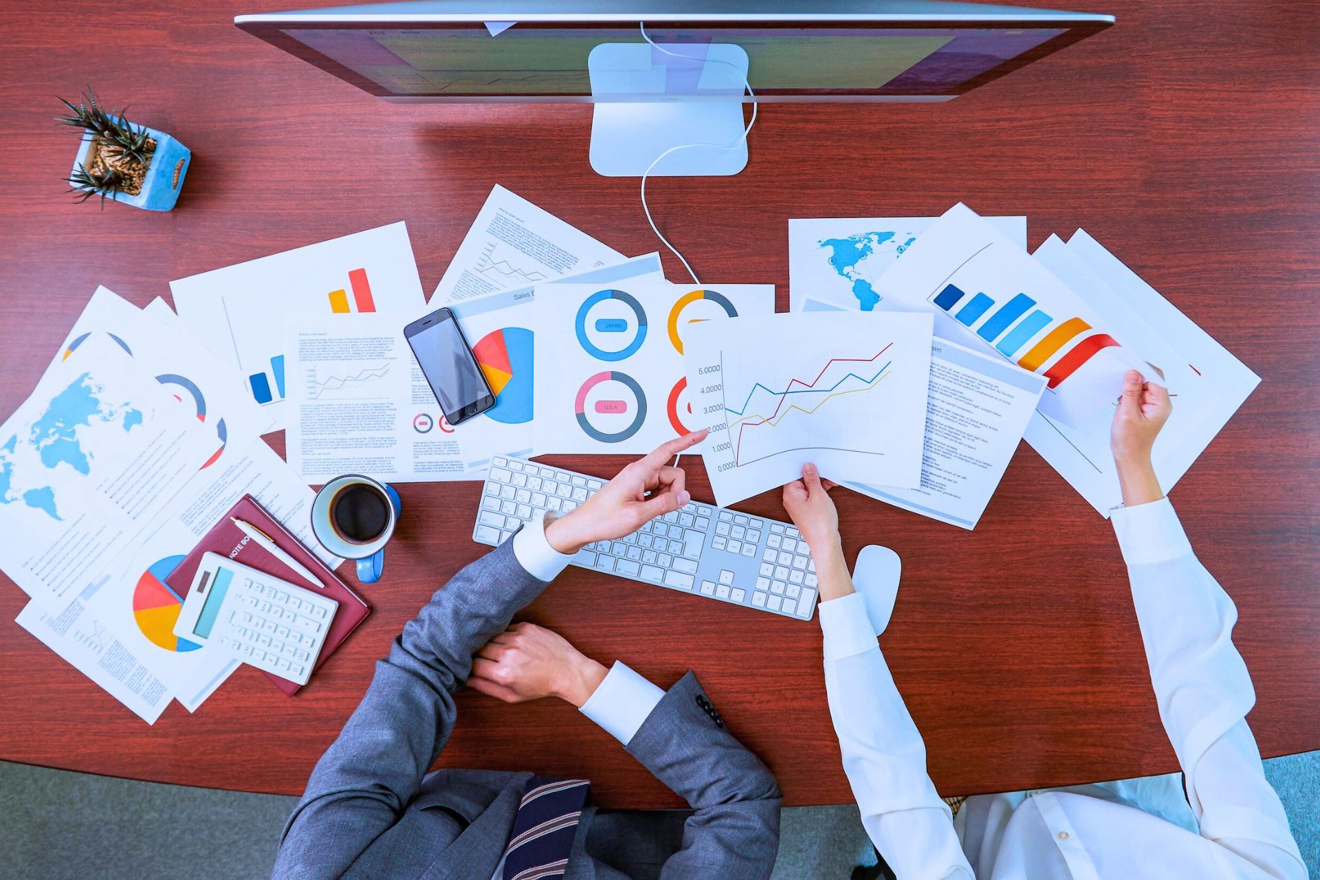 Como definir e acompanhar KPIs industriais que realmente importam